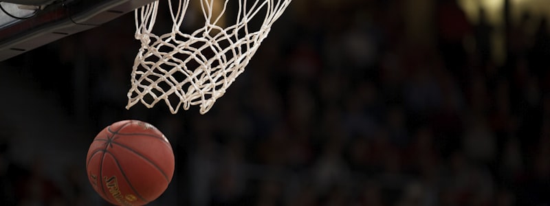 专业体育分析师进行数据深度解读 - 战术与策略的智慧碰撞